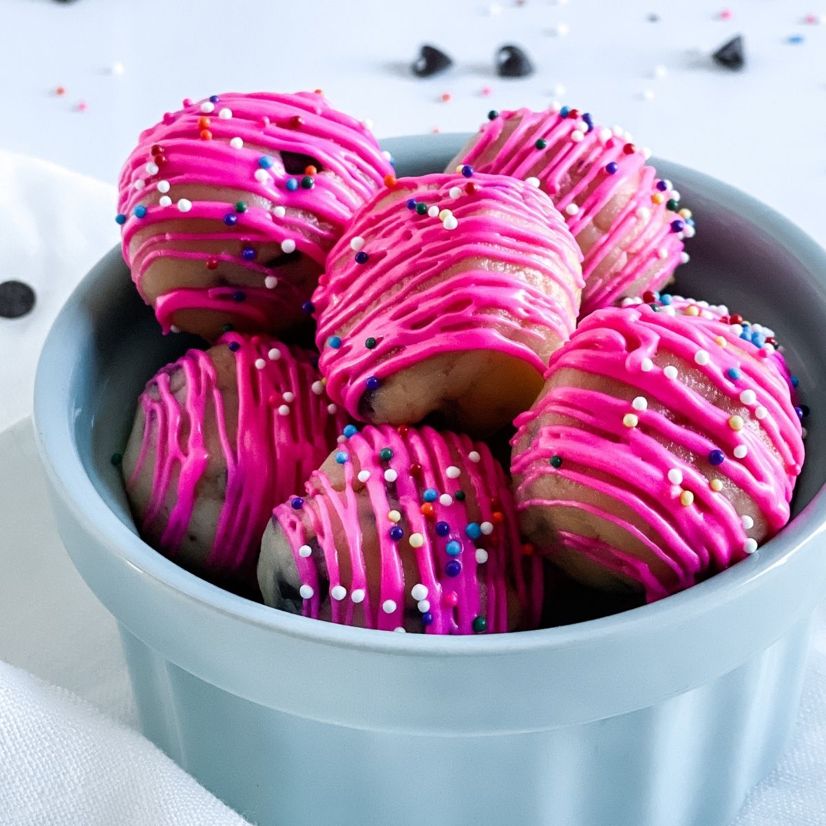 Easy No-Bake Chocolate Chip Cookie Dough Bites Recipe